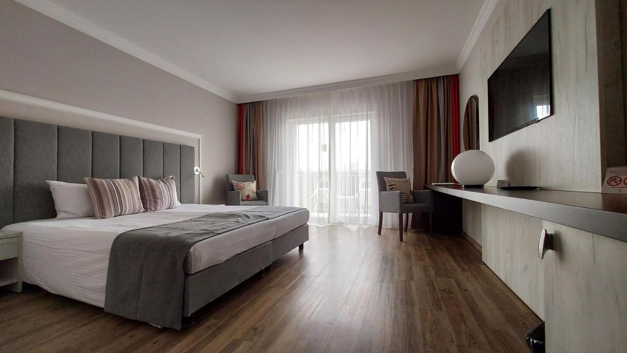 Hotel & Spa Trzy Wyspy Świnoujście Exterior foto